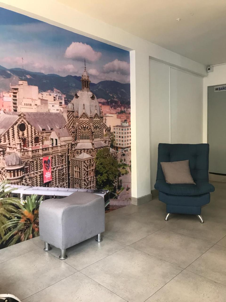 Hotel Alcazar 메딜린 외부 사진